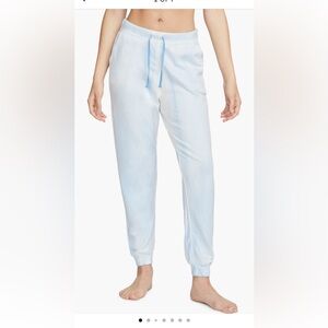 Nike Yoga Luxe Fleece 7/8 Joggers Blue Tie-Dye Size M. Brand New With Tags!